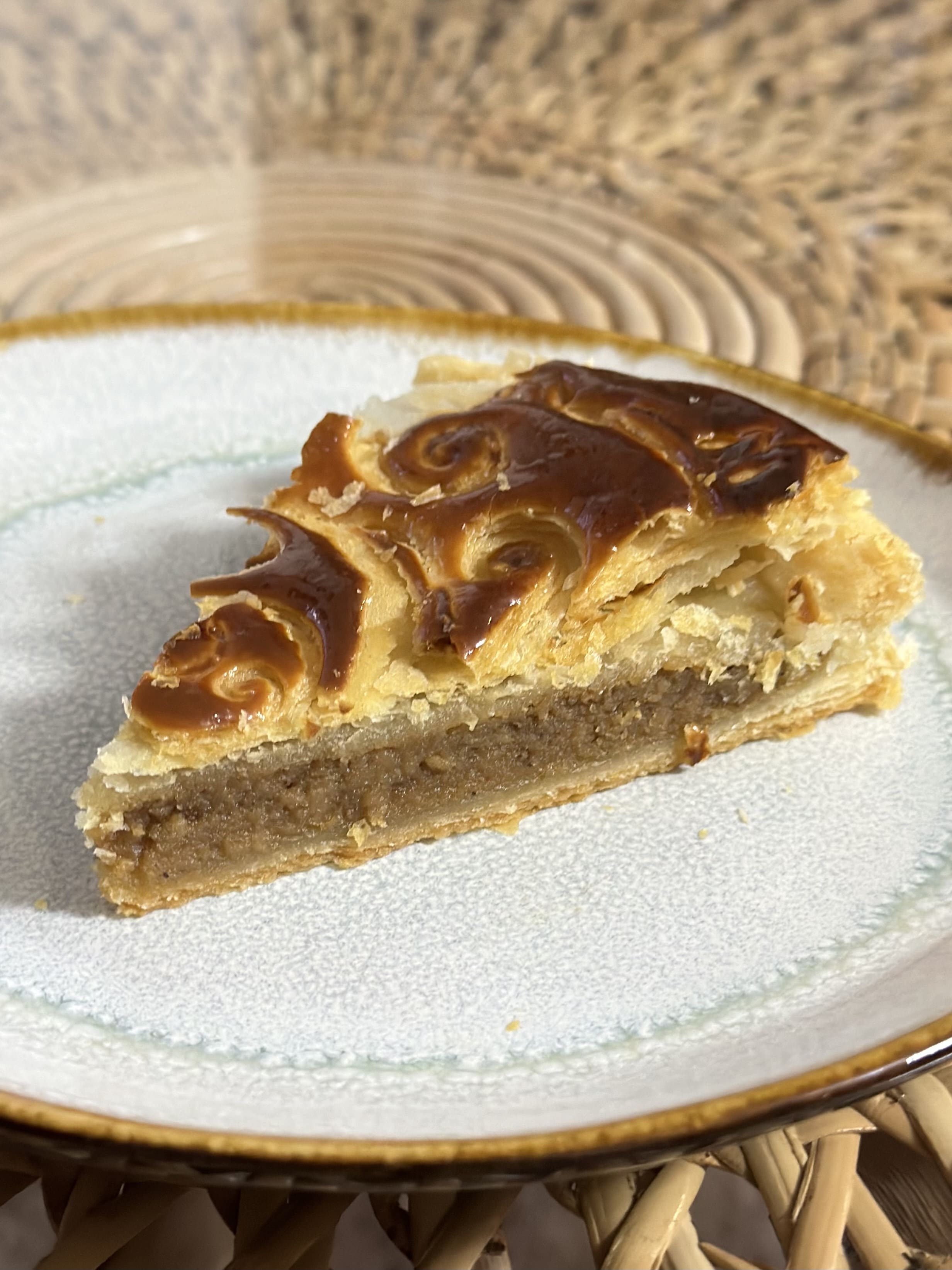 Galette des rois praliné pistache - Découpe