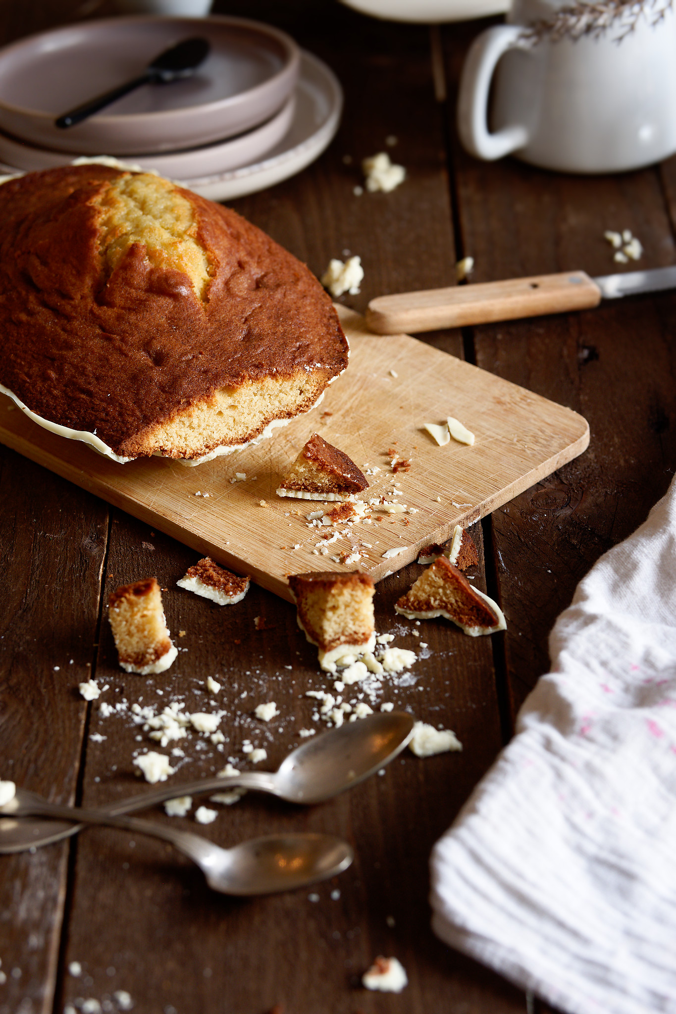 recette madeleine géante avec coque au chocolat blanc, détail de la découpe